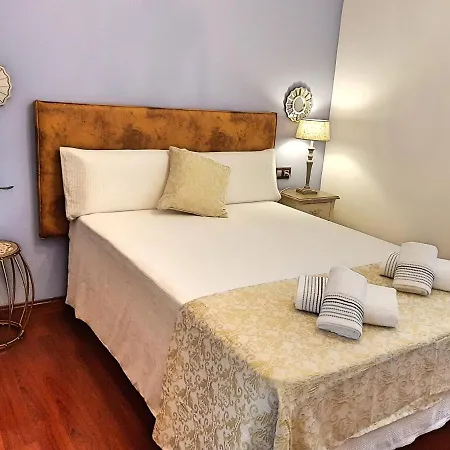 Mezquita De Apartamento *