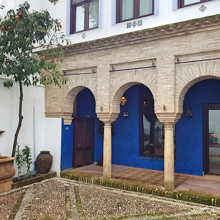 Mezquita De *